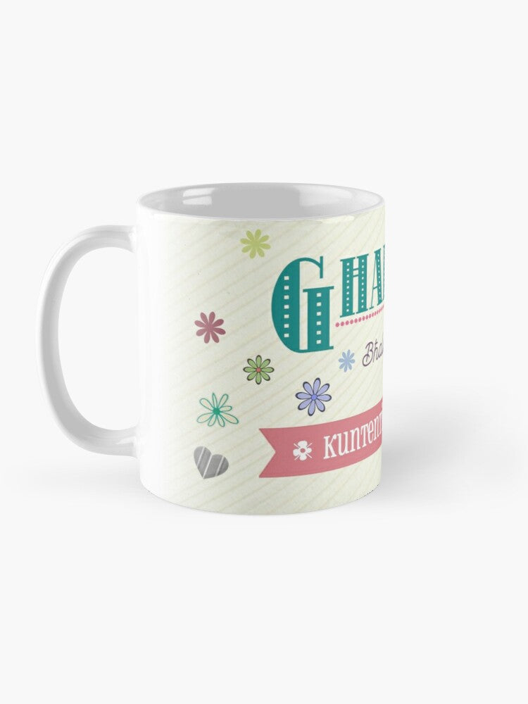 Mug għal binti bi sfond bil-fjuri kuluriti