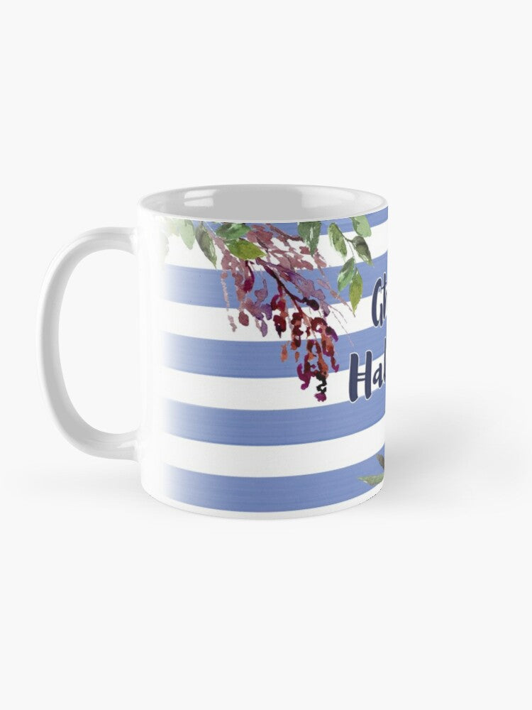 Mug għall-Ħabib bir-rigi blu b'idejn ta' raġel fl-isfond